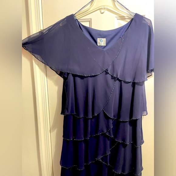 Patra cocktail dress in dark blue w/ shiny blue and silver beading - Picture 2 of 6